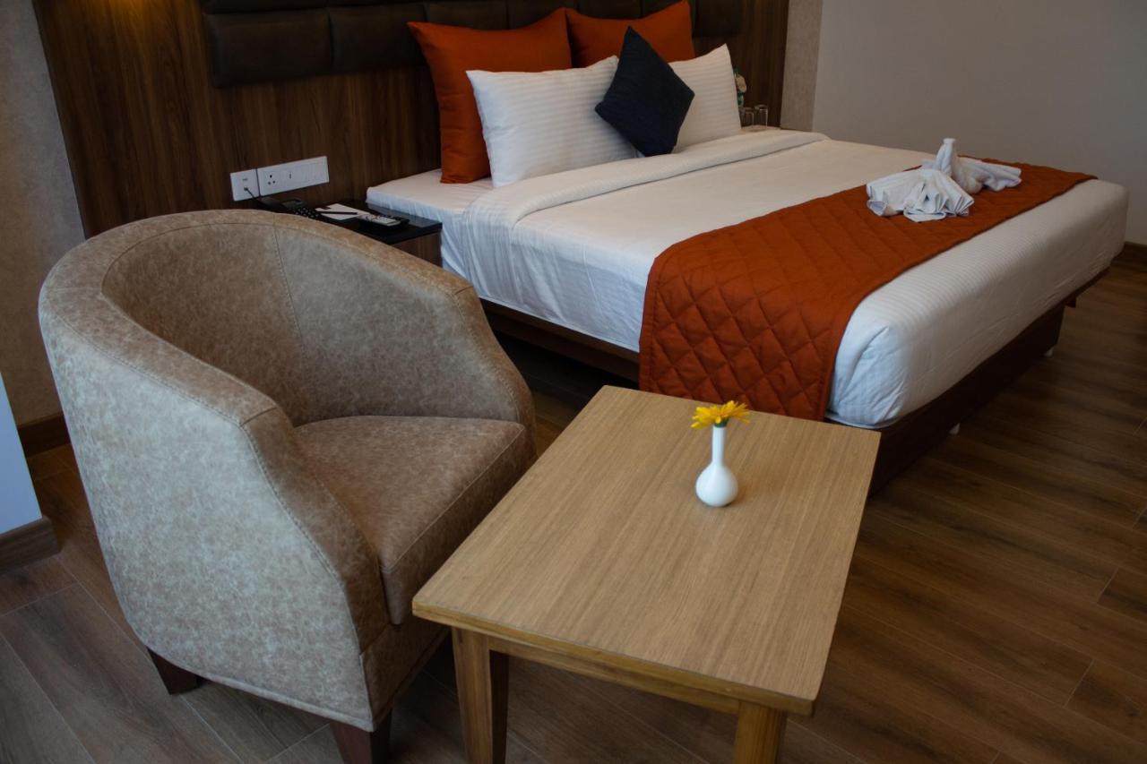Shivas Galaxy Hotel Devanahalli Luaran gambar