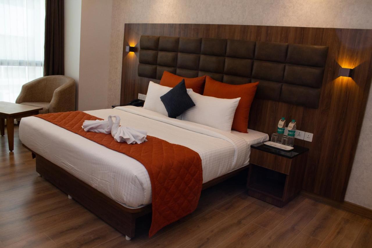 Shivas Galaxy Hotel Devanahalli Luaran gambar