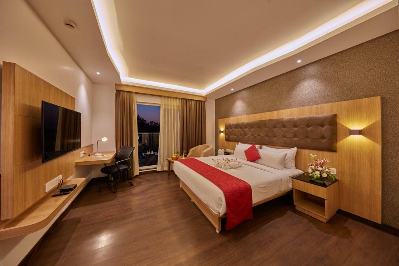 Shivas Galaxy Hotel Devanahalli Luaran gambar