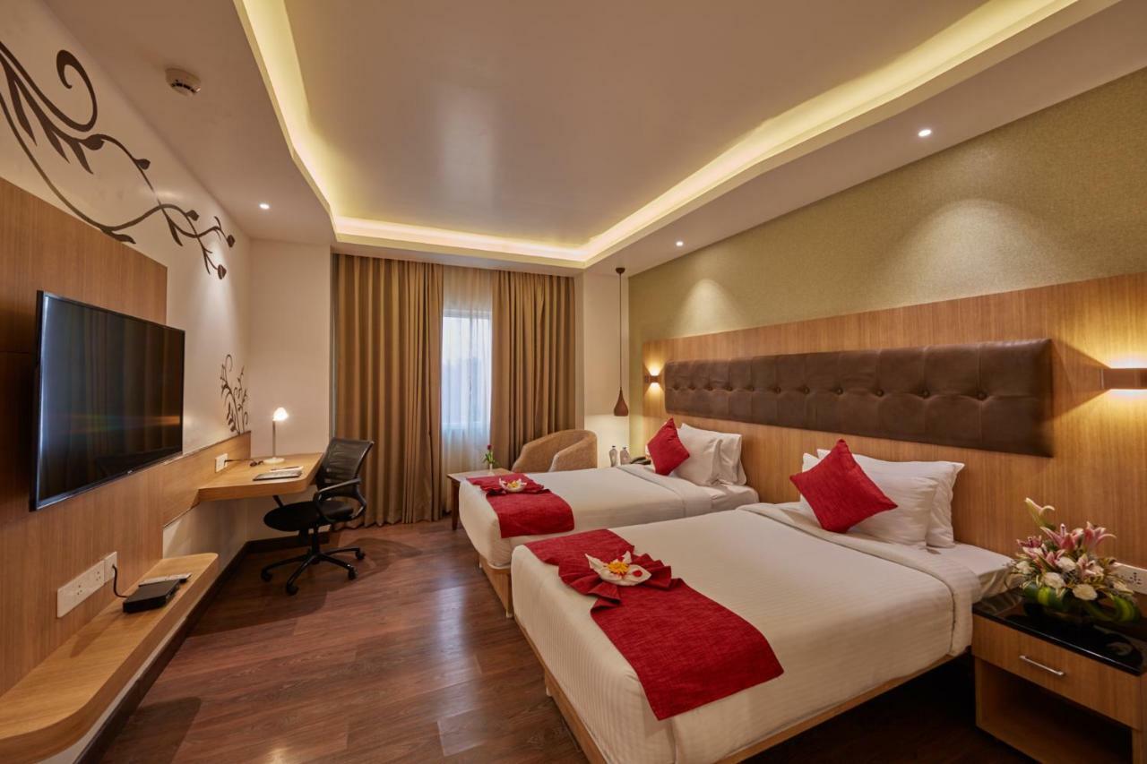 Shivas Galaxy Hotel Devanahalli Luaran gambar